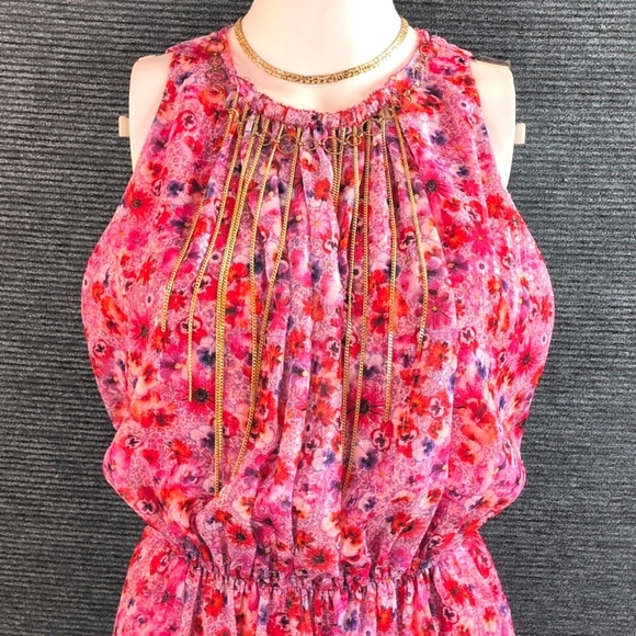Tahari Dresses & Skirts - Tahari Seliah Dress Floral With Gold Chain Accents NWT